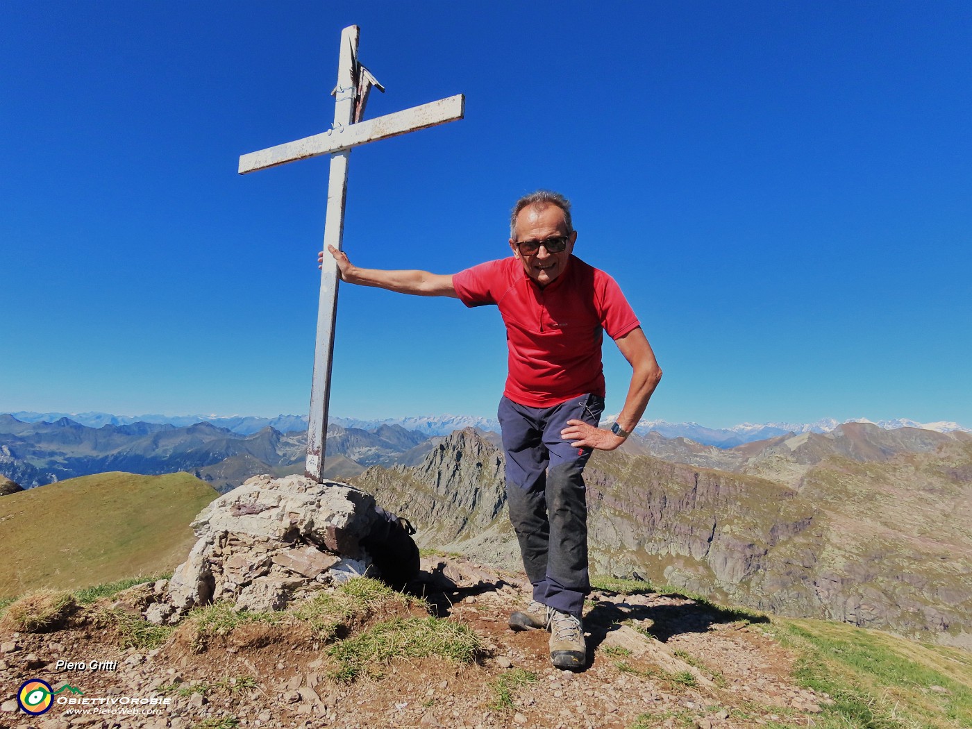 39 Piero in vetta al Pizzo Farno per la sesta volta !.JPG